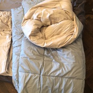 Reversible Comforter and Bed Sheet